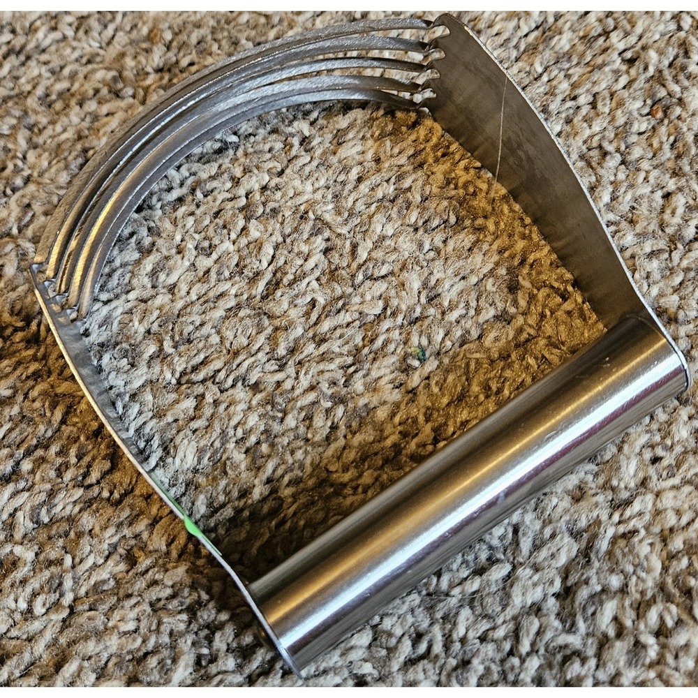 Pampered Chef Stainless Steel Pastry Blender Dough Cutter Kitchen Tool